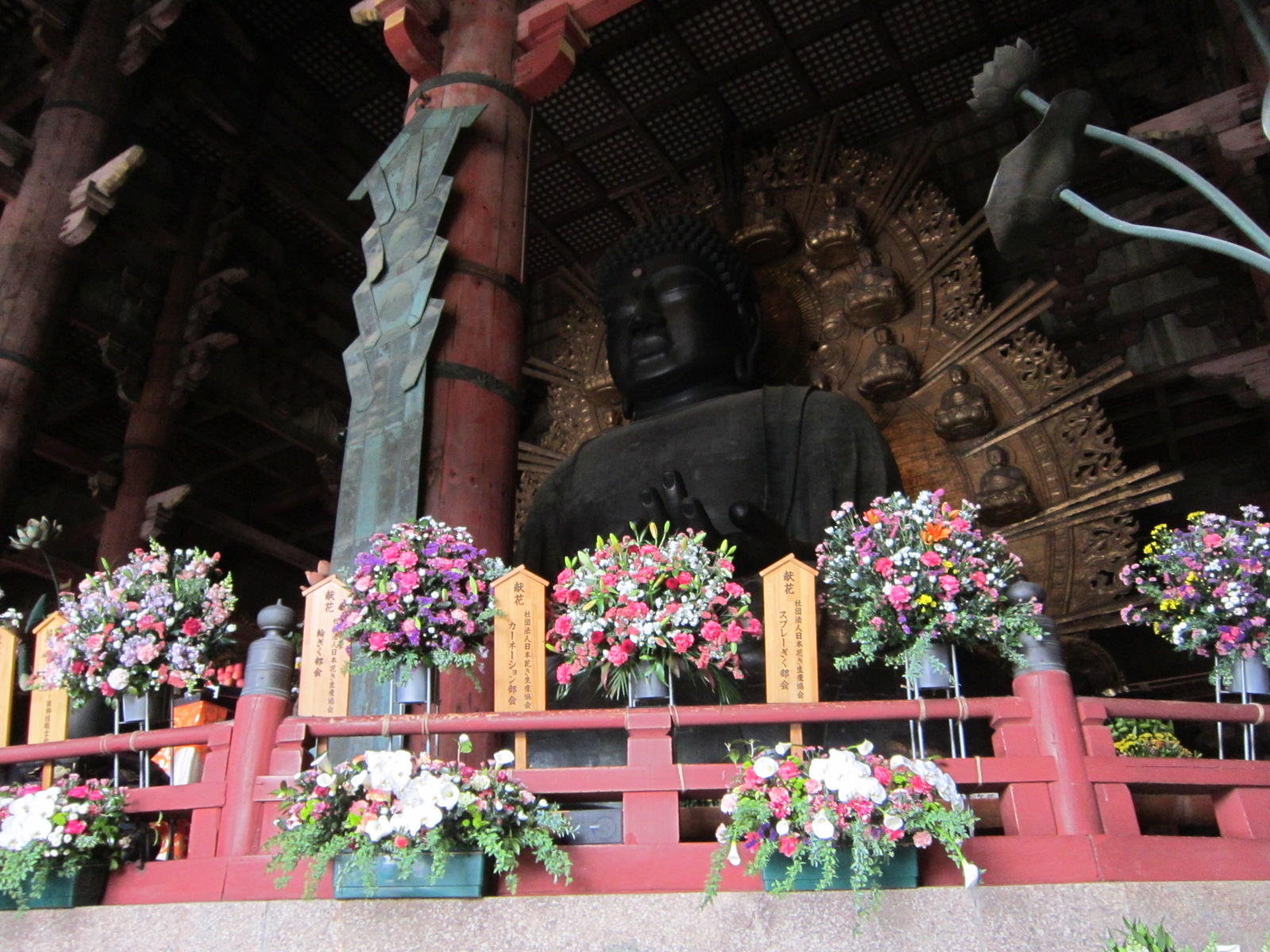 奈良・東大寺の仏生会（花祭り）